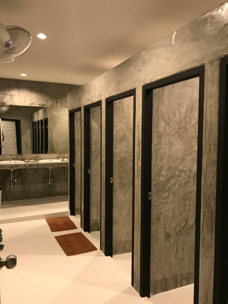 Baan Wararin Hostel パッタヤー エクステリア 写真