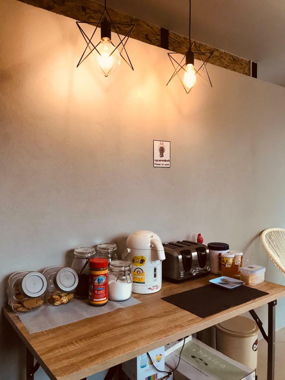 Baan Wararin Hostel パッタヤー エクステリア 写真