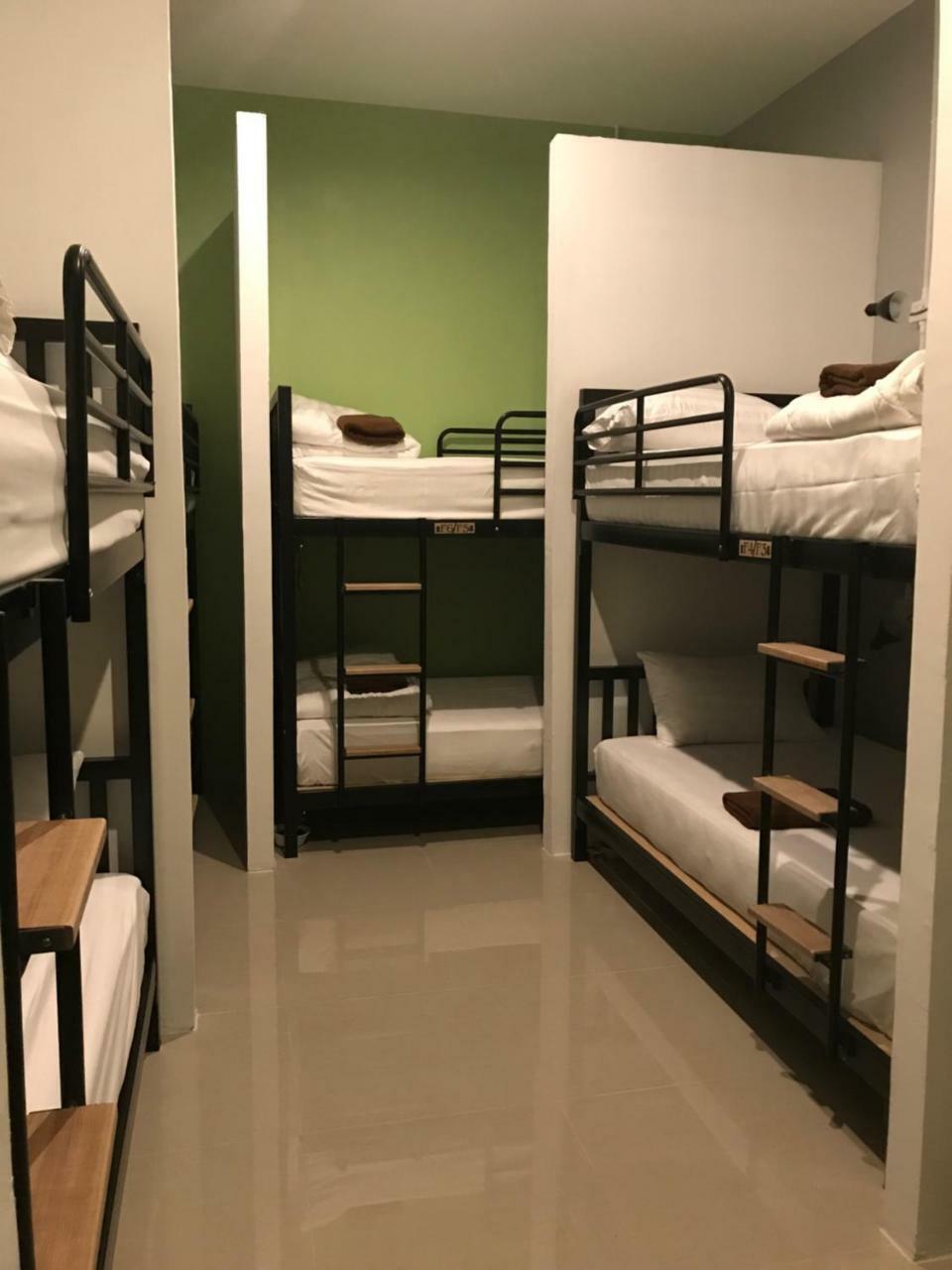 Baan Wararin Hostel パッタヤー エクステリア 写真