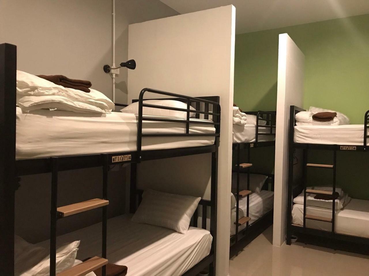 Baan Wararin Hostel パッタヤー エクステリア 写真