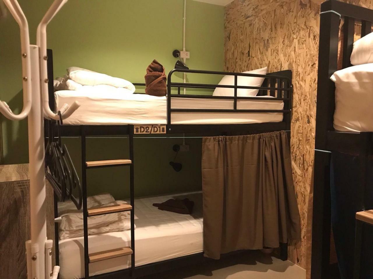Baan Wararin Hostel パッタヤー エクステリア 写真