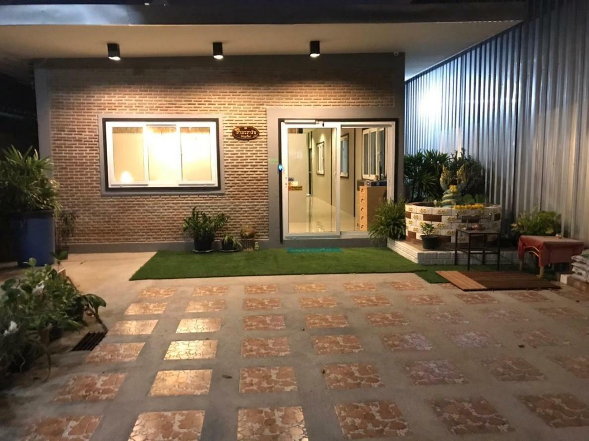 Baan Wararin Hostel パッタヤー エクステリア 写真