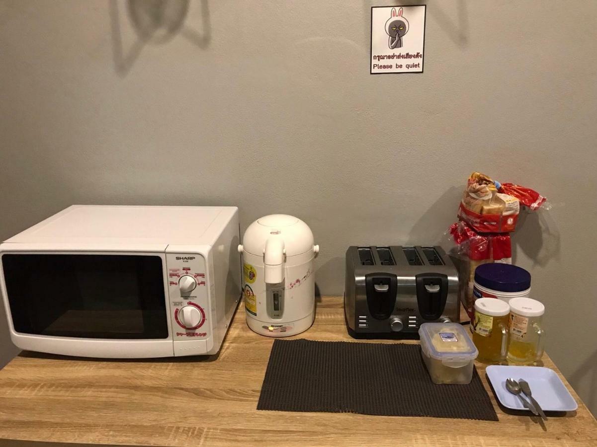 Baan Wararin Hostel パッタヤー エクステリア 写真